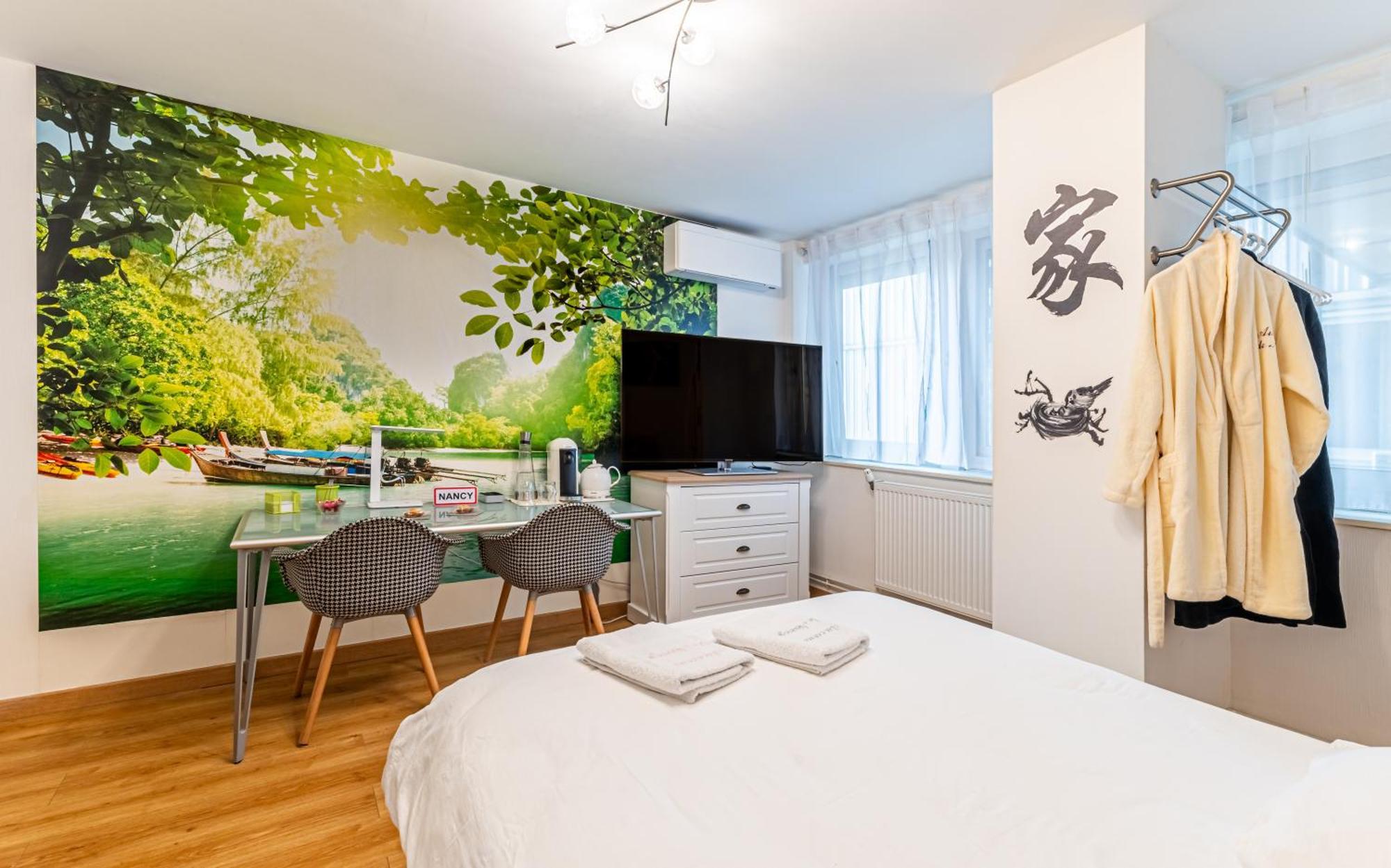 D'hotes Au Coeur De Nancyb&b 2*